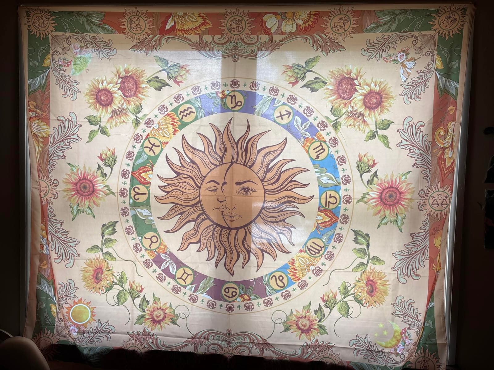 Accnicc Boho Mandala Floral Tapestry Vintage Bohemian Indian Tapestries for Bedroom Aesthetic Retro Orange Yellow Flower Tapestry Wall Hanging for Dorm Living Room Decor 60 x 44 Inch customer photo 1