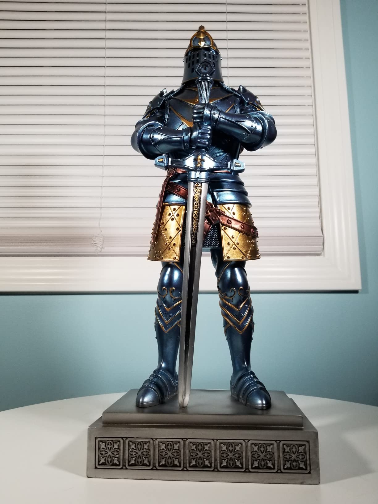Medieval Knight Statue King's Guard Resin Swordsman Armor Decor Iron customer photo 1