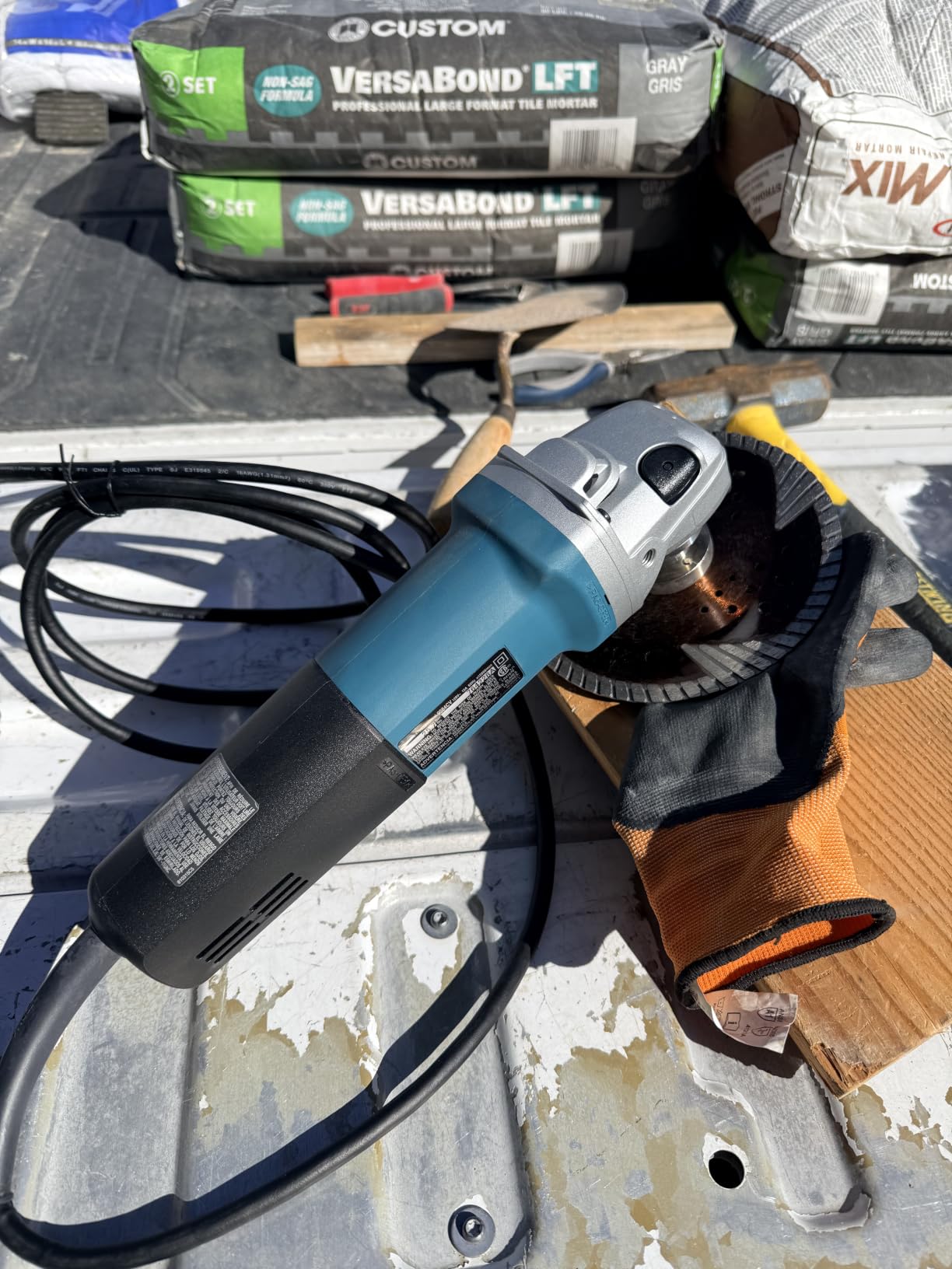 Makita 9564CV 4-1/2-Inch SJS™ High-Power Angle Grinder customer photo 2