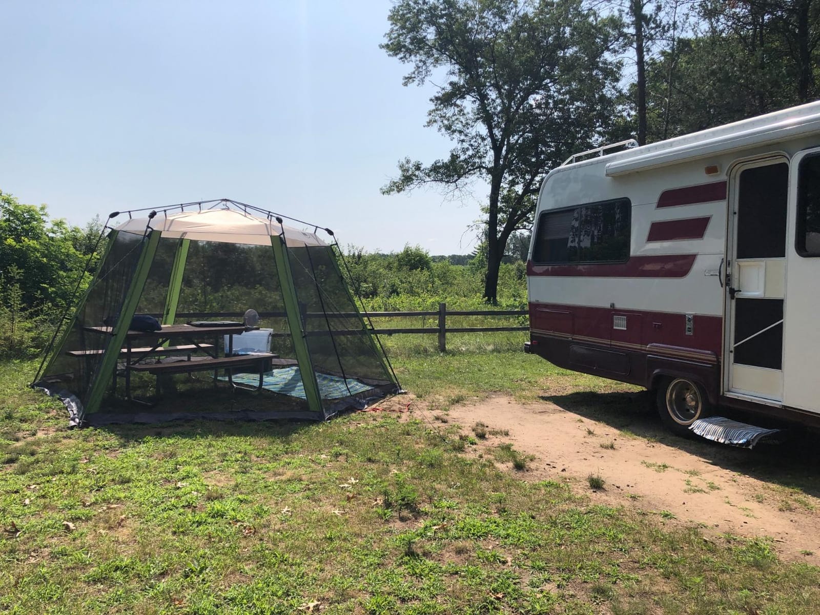 Coleman Skylodge Screened Canopy Tent with Instant Setup 10x10/15x13ft Portable Screen Shelter with 1-Minute Setup for Bug-Free Lounging Great for Picnic Yard Beach Park Camping & More customer photo 2