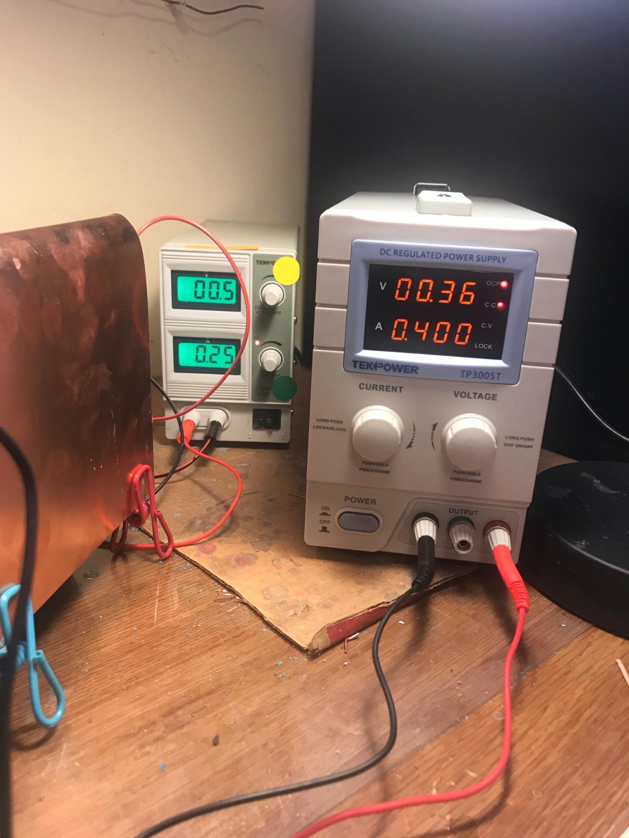 Tekpower TP3005T Variable Linear DC Power Supply, 0-30V @ 0-5A with Alligator Test Leads customer photo 1