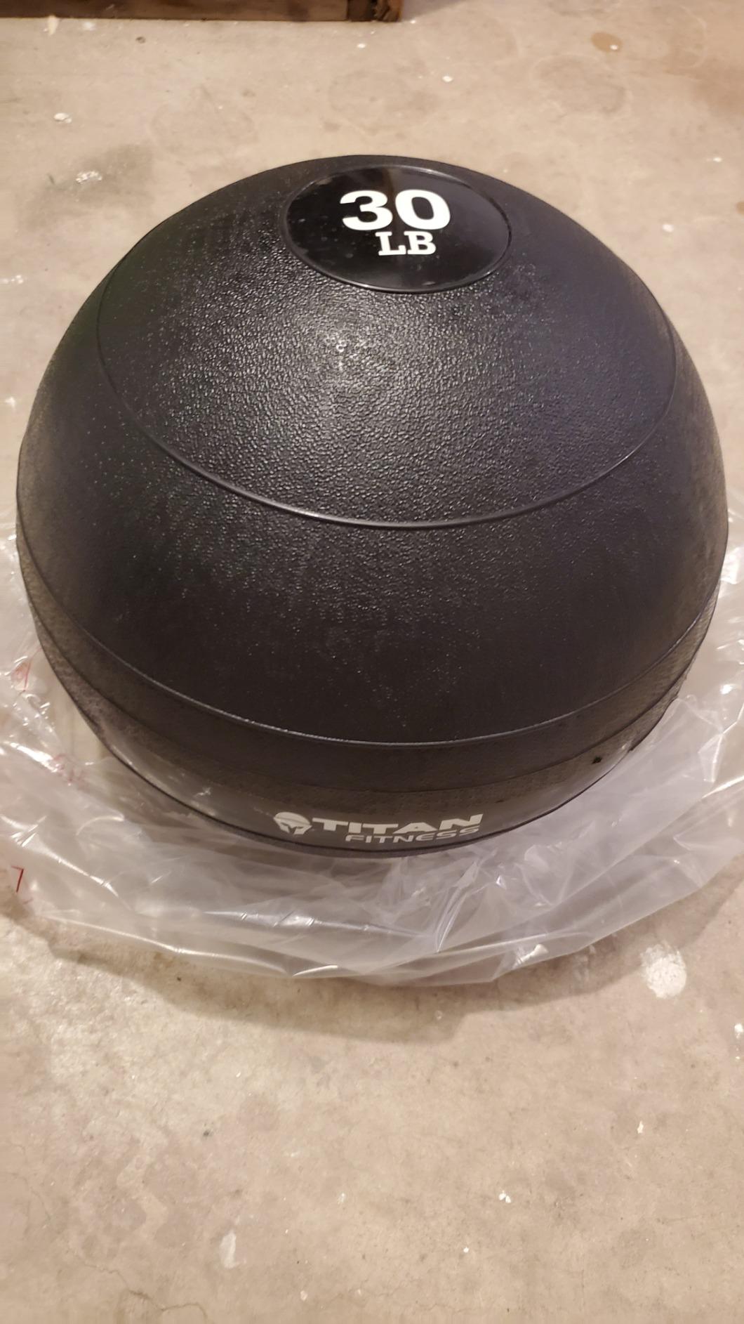 Titan Fitness 30 LB Rubber Slam Ball, Dead Weight Ball Absorbs Impact, Minimal Bounce, Textured Surface for Strength and Conditioning, Cardio Workouts, Full Body Workout customer photo 1