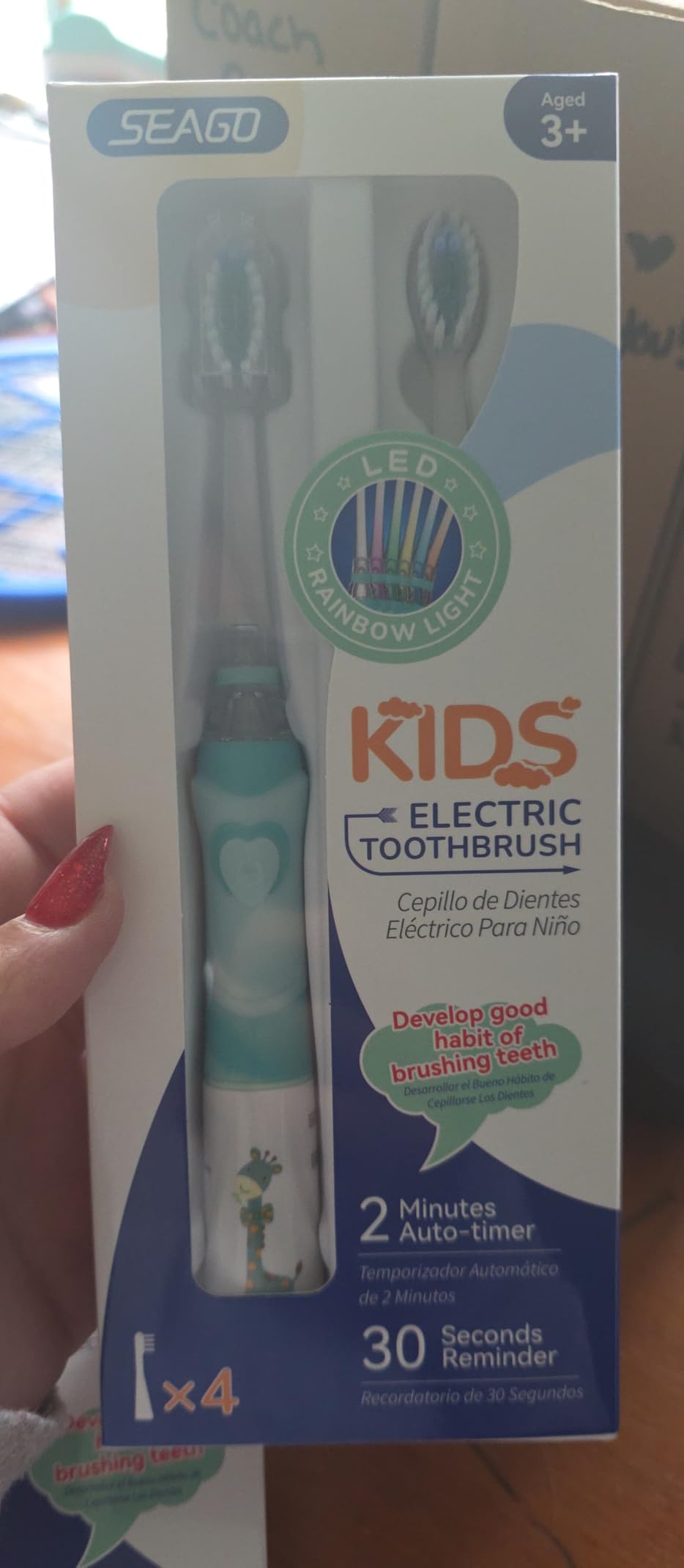 SEAGO Kids Electric Toothbrush, Timer, LED Light, AAA-Powered, 4 Heads customer photo 2