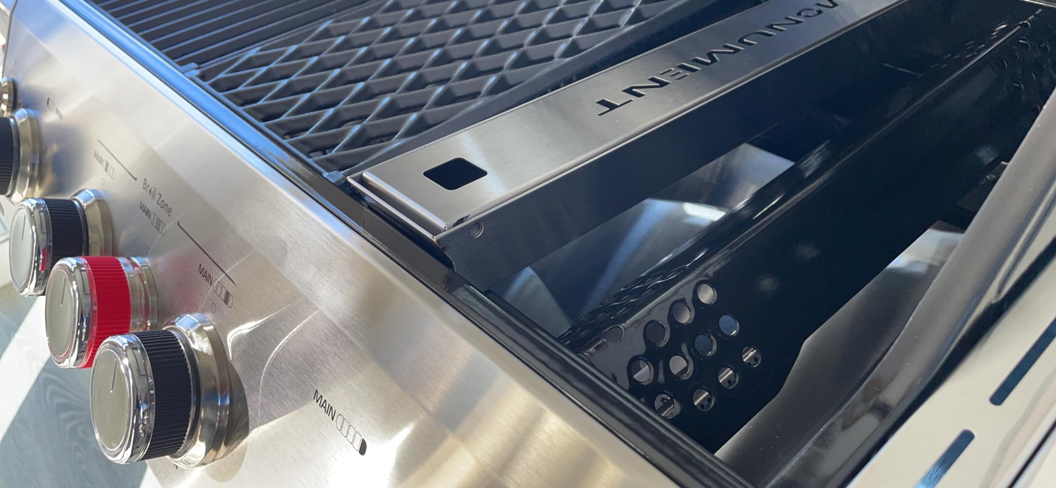 Monument Grills 98457 Stainless Steel Smoke Box for Grill Models Denali 405, Denali 425, Denali 605, 24633, 24367, 35633, 41847NG, 77352 customer photo 1