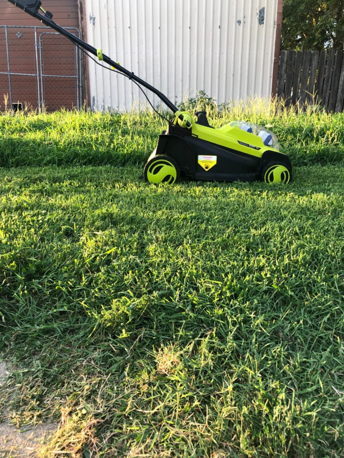 Sun Joe Cordless Electric Push Lawn Mower with 11-Gal Bag, 24V-X2-17LM | 6-Position Height Adjustment, 17-Inch Cutting Width - Heavy-Duty Yard Trimmer for Gardening Care and Maintenance customer photo 1