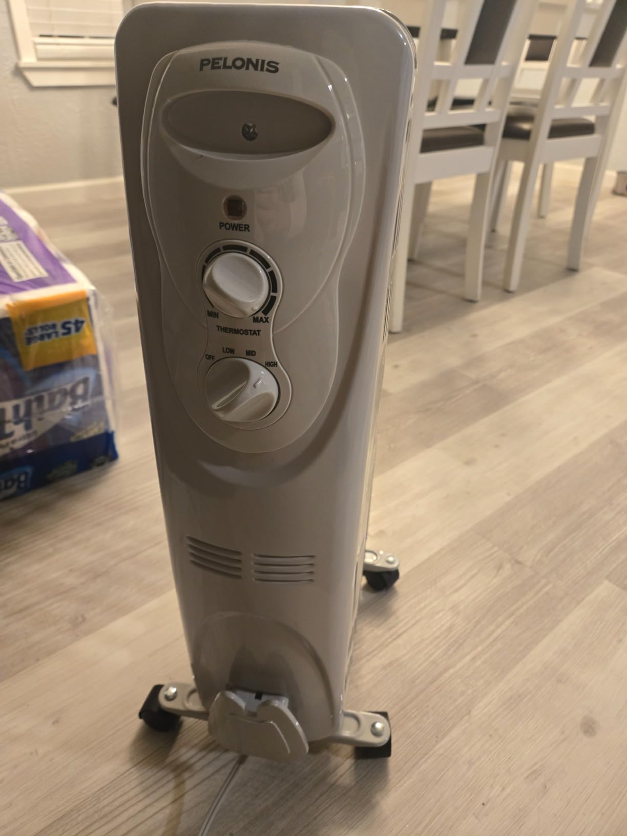 PELONIS Radiator Heater for Large Space, Electric Oil Filled Radiator, Dual Knobs, 1500W, Quiet Space Heater, 3 Modes, Tip-over Protection customer photo 2