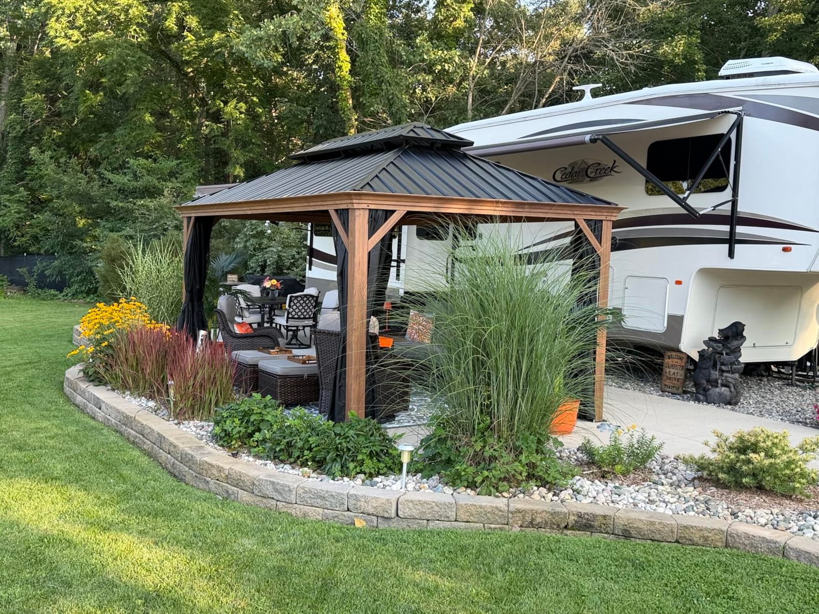 PURPLE LEAF Hardtop Gazebo 10' x 12' with Drainage System, Wood Grain Frame customer photo 1