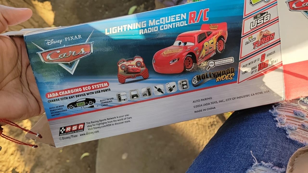 Jada Toys Pixar Cars 1:24 Lightning McQueen RC Remote Control Car 2.4 GHz Red Toys for Kids customer photo 2