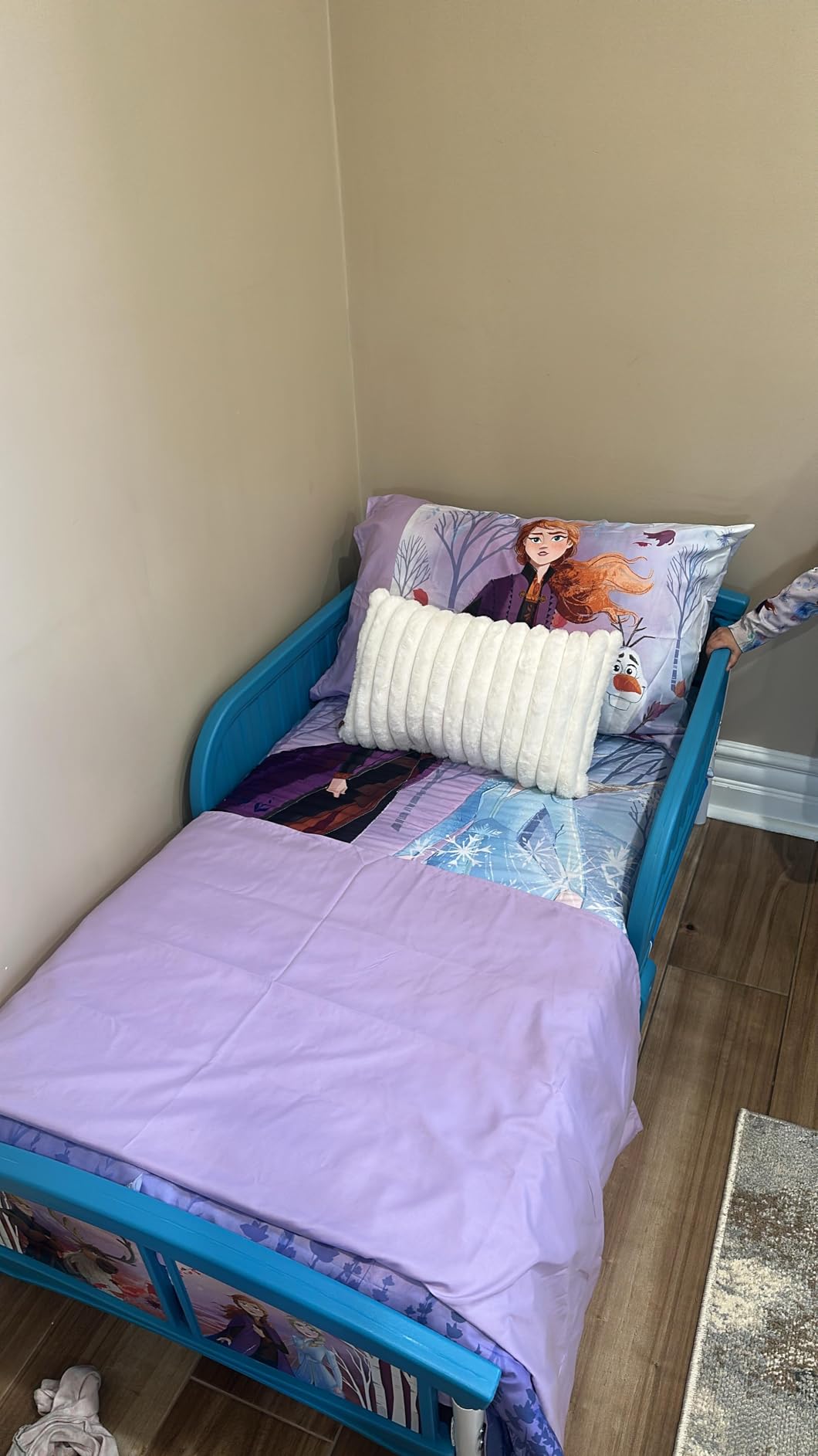Delta Children Plastic Toddler Bed, Disney Princess customer photo 2