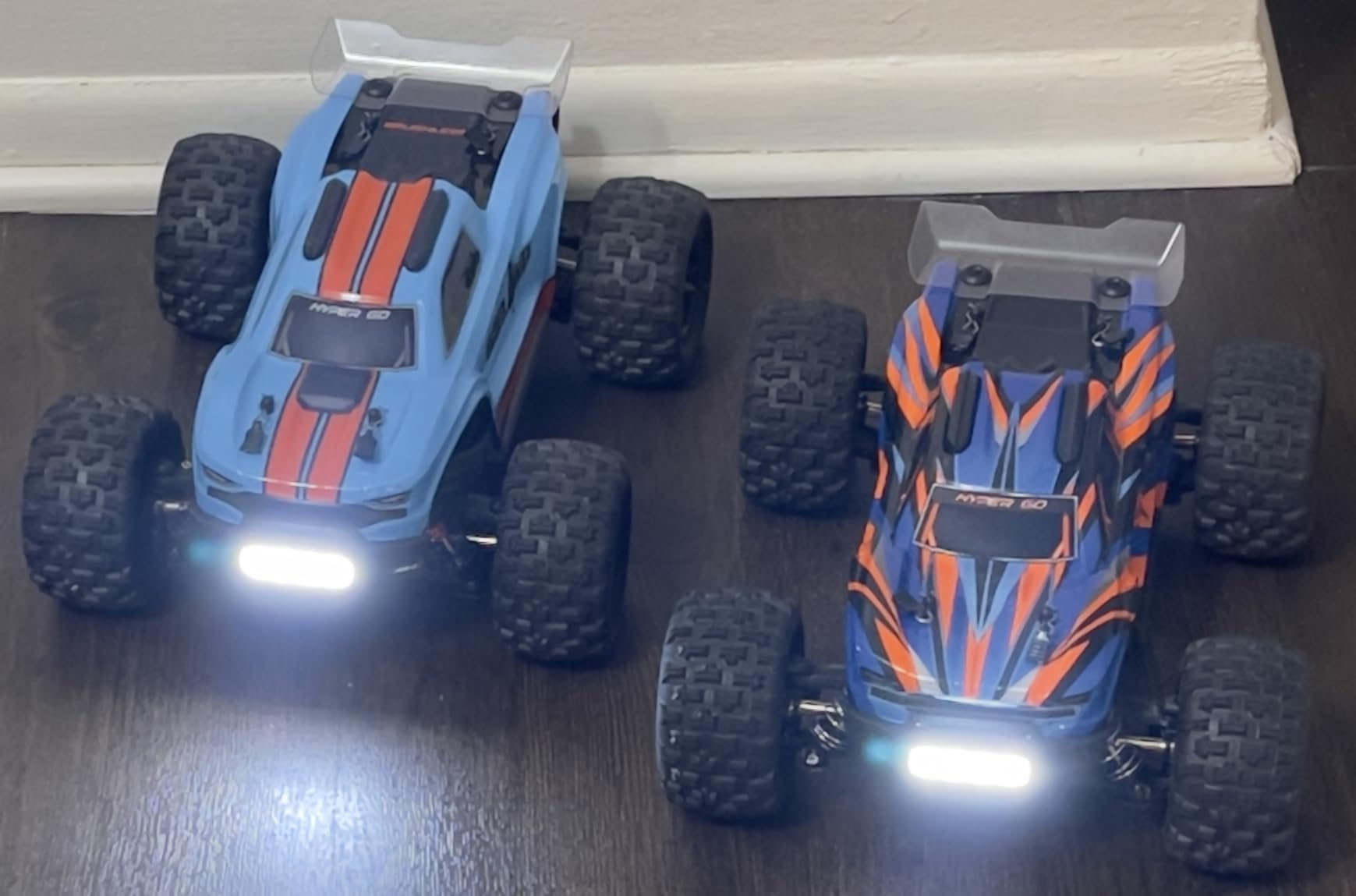 HYPER GO H16DR 1:16 Scale Ready to Run Fast Remote Control Car, High Speed Jump RC Monster Truck, Off Road RC Cars, 4WD All Terrain RTR RC Truck with 2 LiPo Batteries for Boys and Adults customer photo 1
