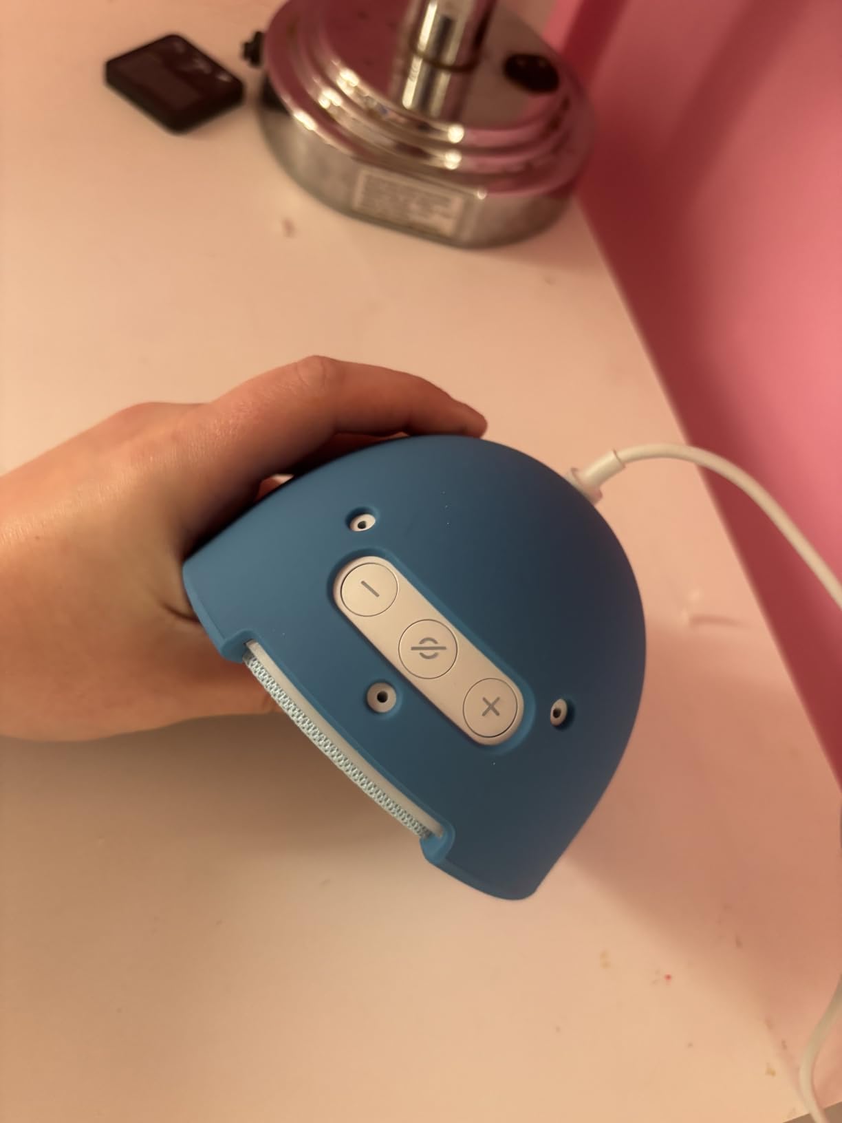 Amazon Echo Pop Kids (newest model), Enjoy age-appropriate audiobooks, sleep routines and Alexa+ experiences to create and learn, Disney Princess design customer photo 2