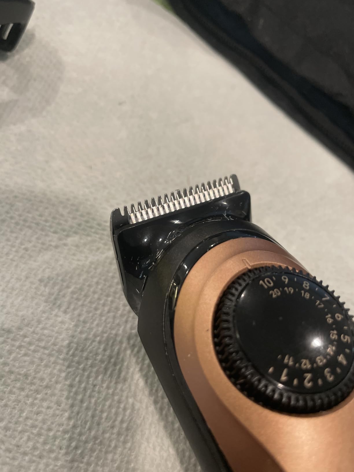 King C. Gillette Beard Trimmer PRO with 40 beard length settings in precise 0.5mm steps, cordless design & 1 trimmer, 1 brush, 2 combs, 1 charger and 1 T-blade customer photo 2