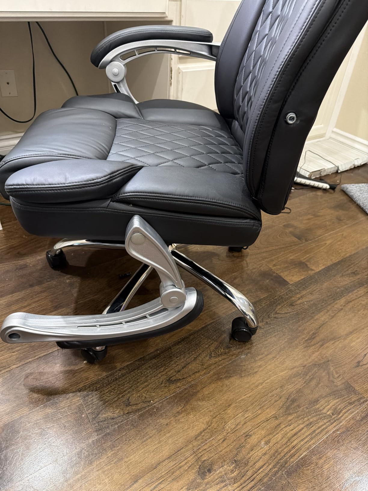 HOMREST Heated Massage Executive Office Chair with Footrest,Cream customer photo 1