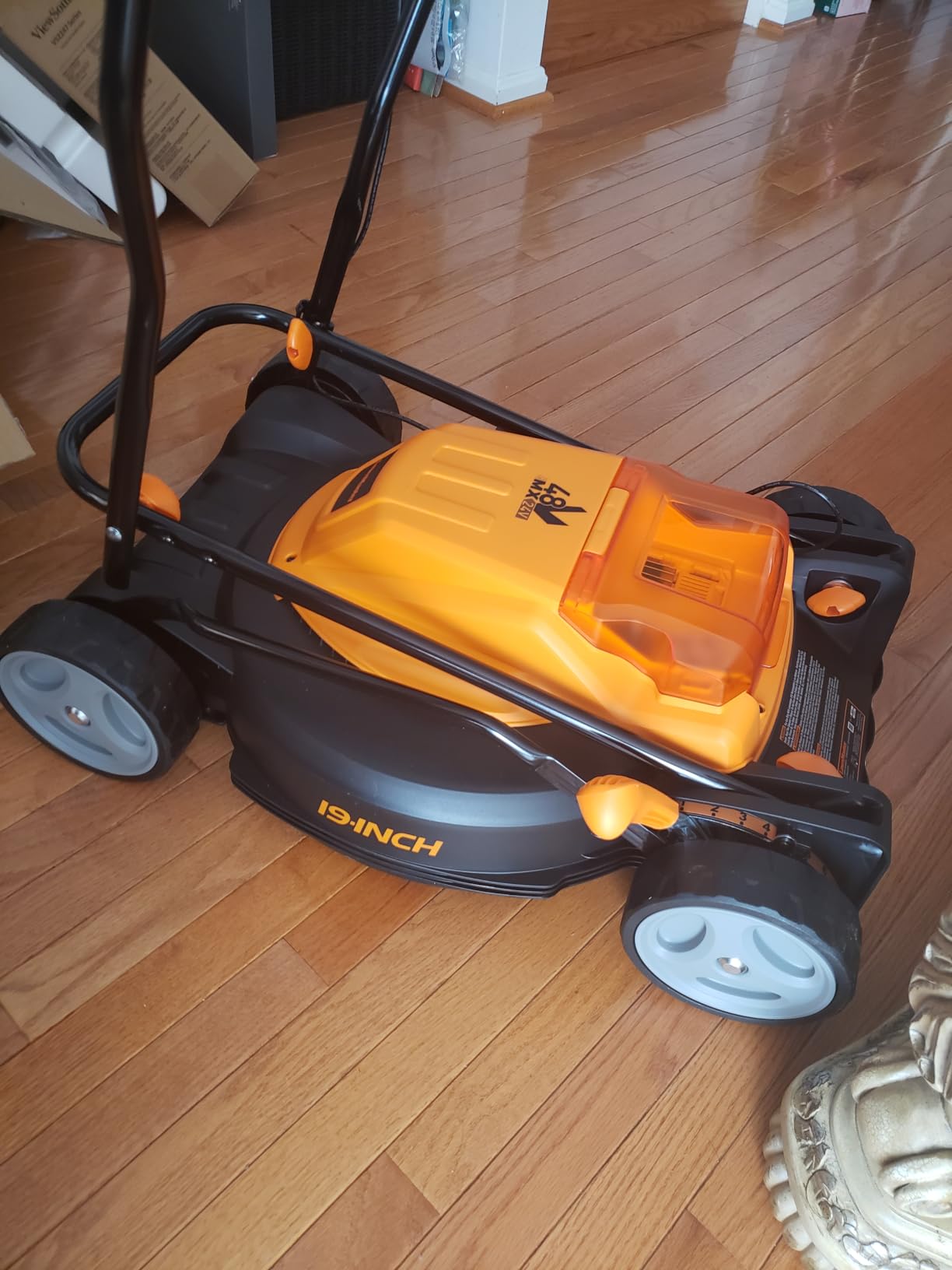 LawnMaster 48V MAX 19-inch Brushless Cordless Lawn Mower, CLMF4819X customer photo 2