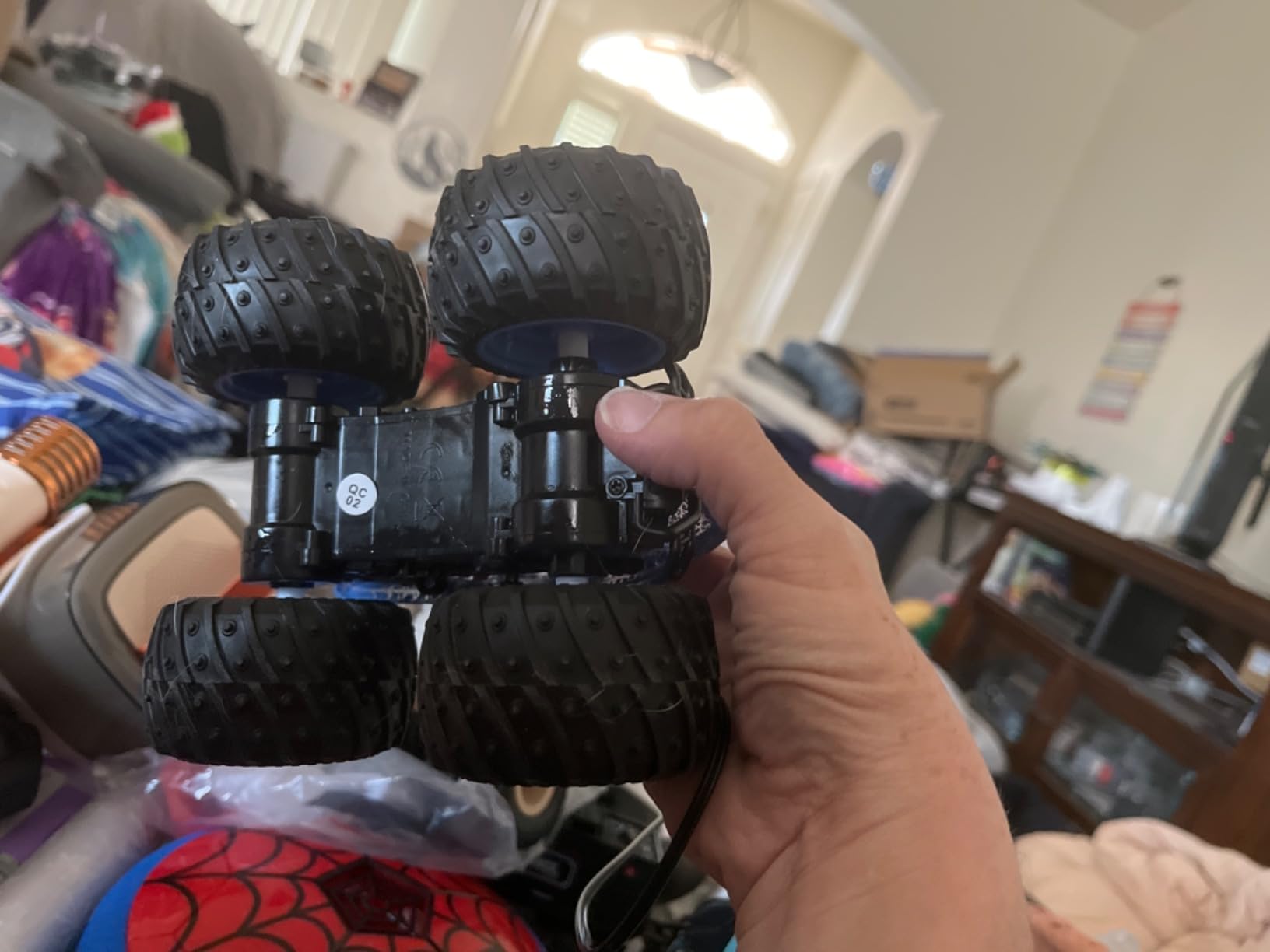 AUUGUU Remote Control Car, 2.4GHz Monster Trucks Toys with Light Spray, Birthday Gift for Kids 3 4 5 6 7 8, All Terrain RC Cars, Toys for Boys Girls 3+ Year Old customer photo 1
