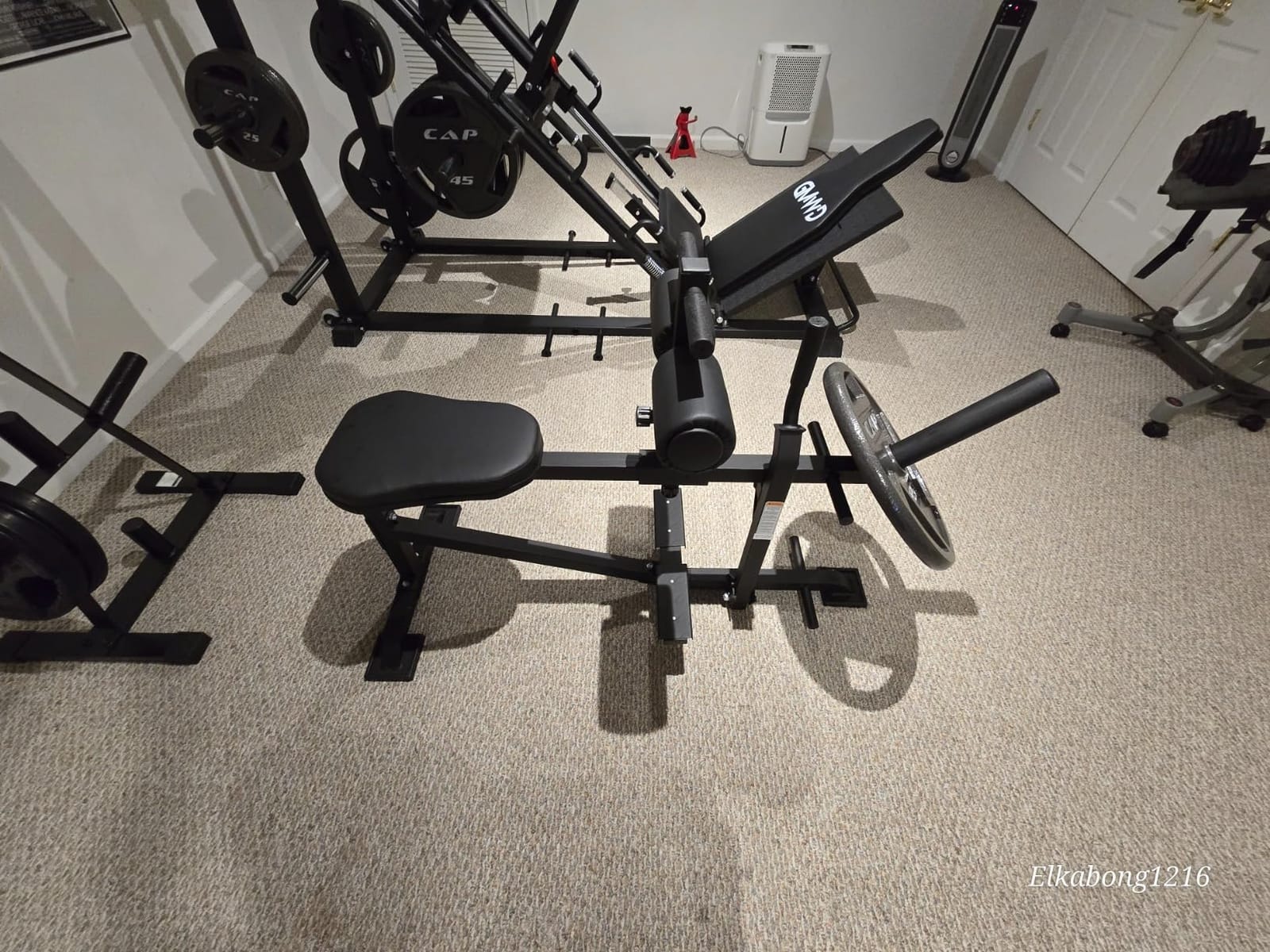 GuuG Calf Raise Machine Home Gym: Seated Calf Raise Workout Machine customer photo 1