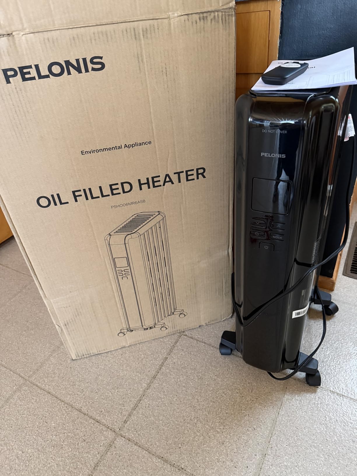 PELONIS Oil Filled Radiator Heater for Indoor Use Large Room with Remote, Electric Space Heater with Thermostat, Energy Efficient with ECO Mode, 24H Timer, Quiet, Overheat & Tip-Over Protection, 1500W customer photo 1