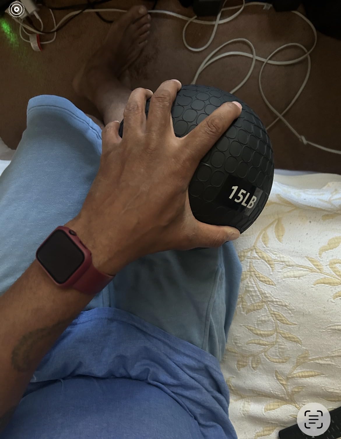 Amazon Basics Slam Medicine Balls for Exercise customer photo 2