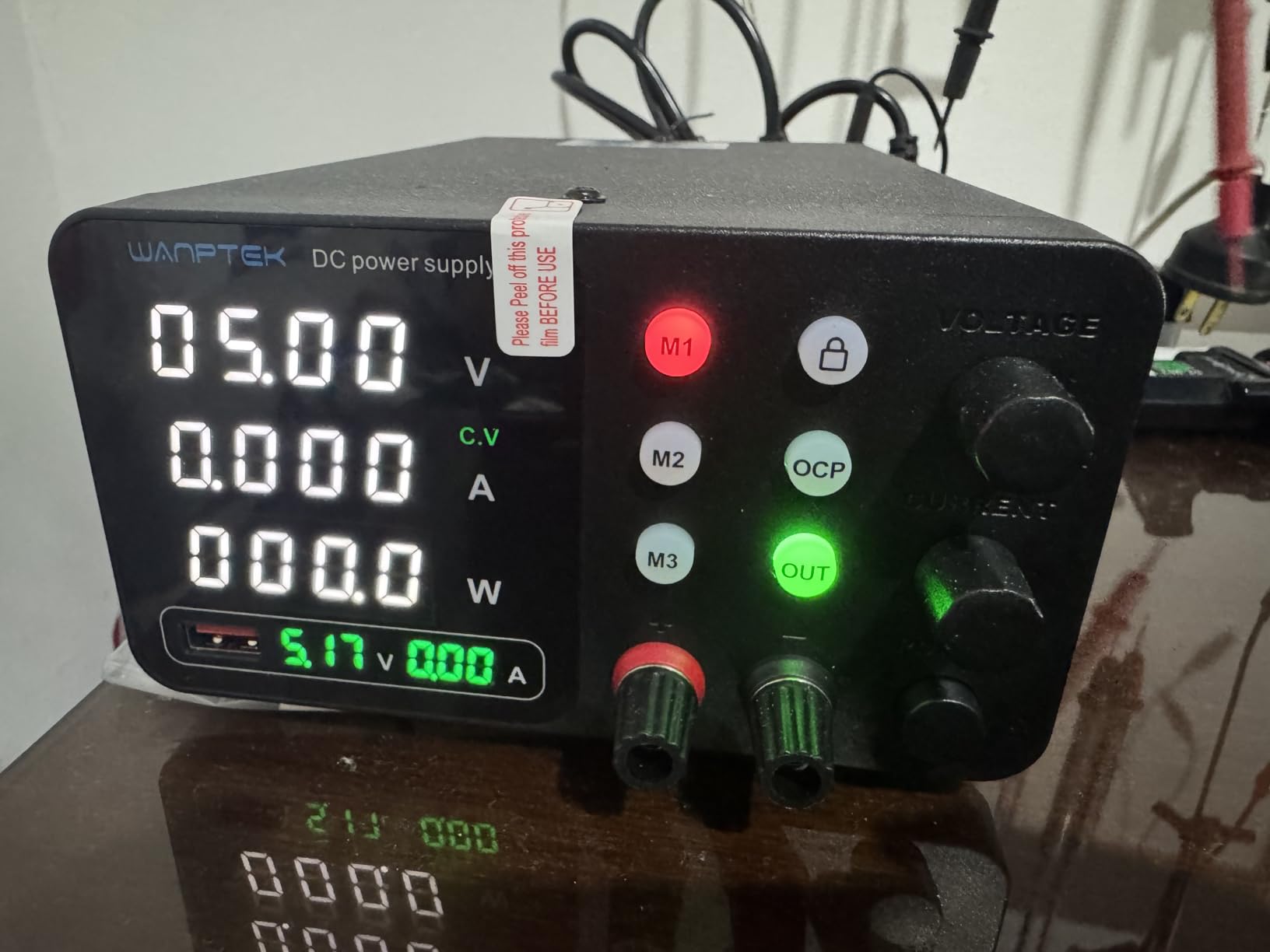 WANPTEK DC Bench Power Supply 30V 10A, Regulated Variable Lab Power Supply with Memory Presets, Encoder Knob,OCP Protection, Output Switch, 4-Digit LED, USB Fast Charge and Key Lock for Repair customer photo 2