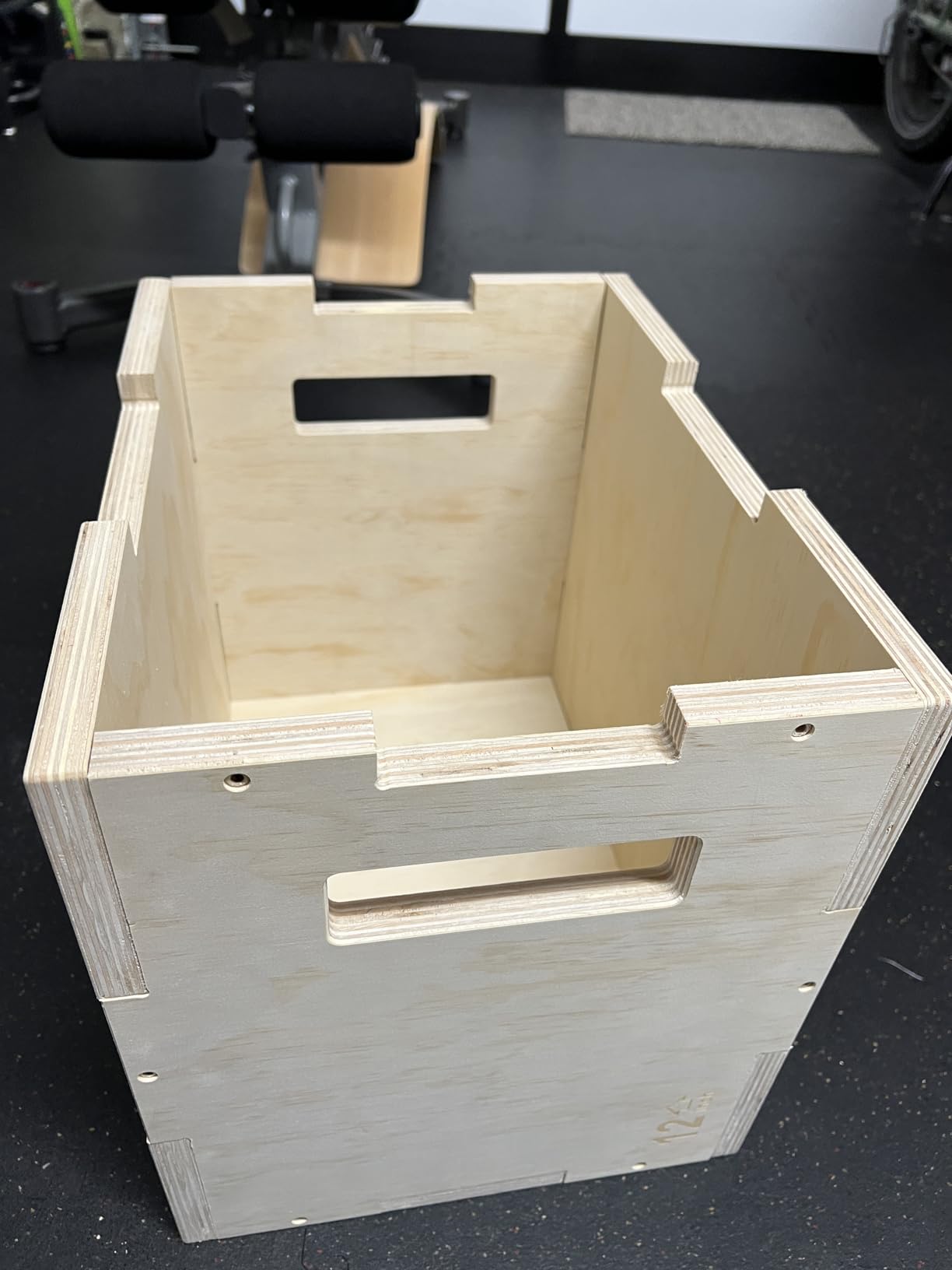 Amazon Basics 3-in-1 Wooden Plyo Box, Non-Slip Plyometric Jump Box with Three Heights for Home Gym Workout, Easy Assembly customer photo 1