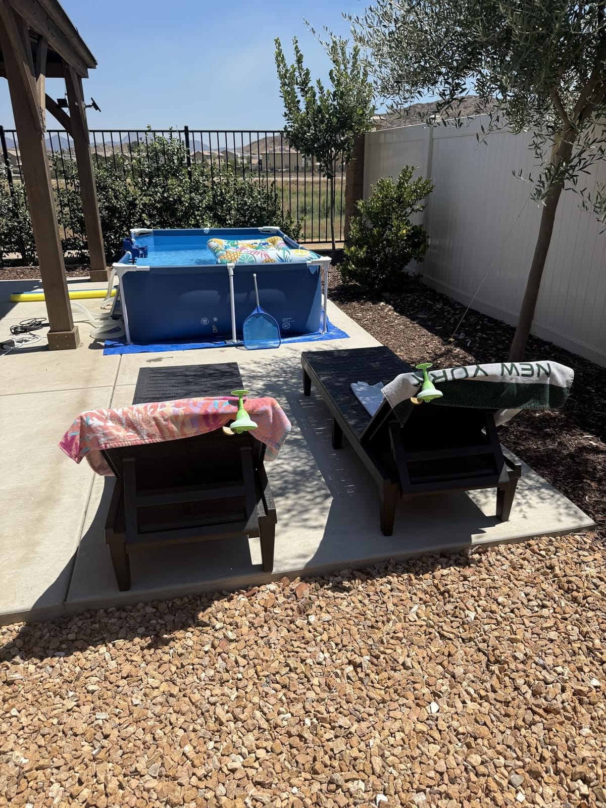 YITAHOME Outdoor Chaise Lounge Chair, Plastic Pool Chaise Lounge with 5-Position Backrest, Easy Assembly & Waterproof for Patio & Poolside, Set of 2, Grey customer photo 2