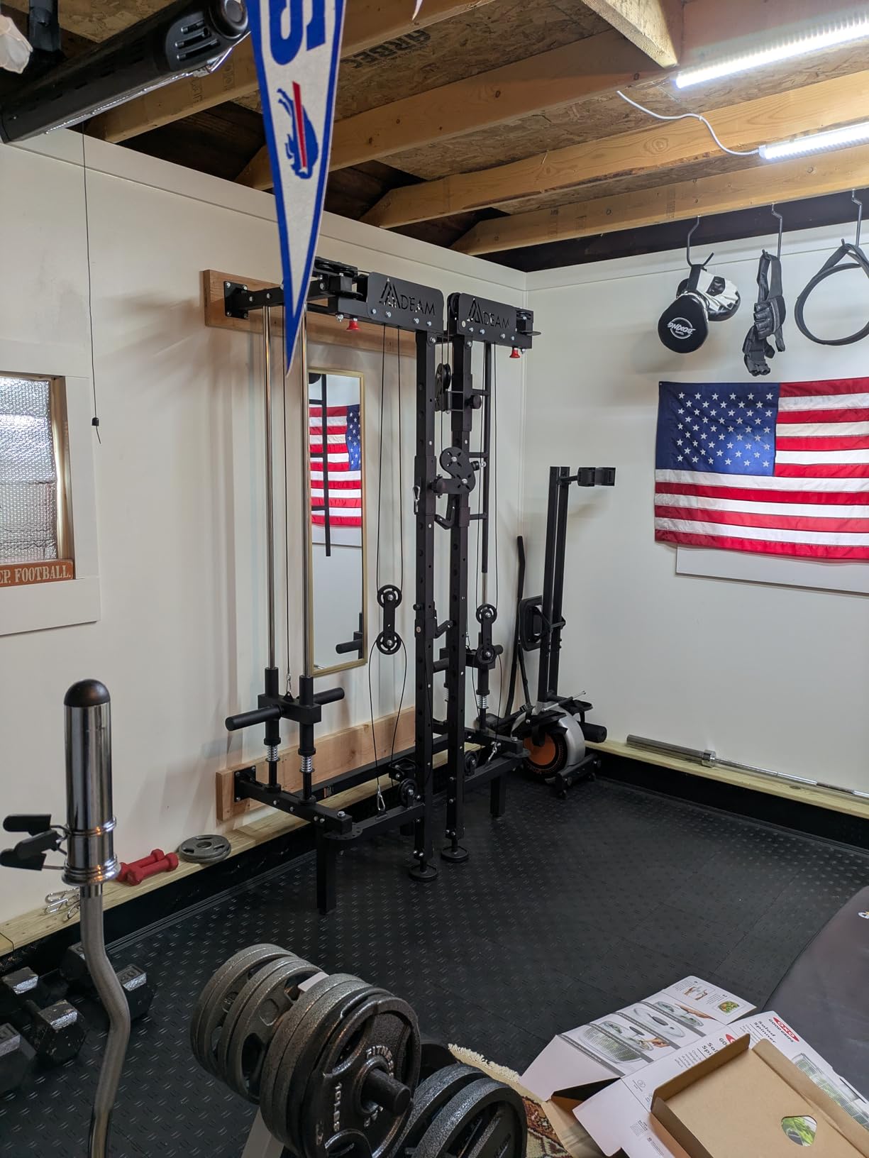 Mdeam Folding Squat Rack, Wall Mounted Power Rack with Dual Pulley System customer photo 2