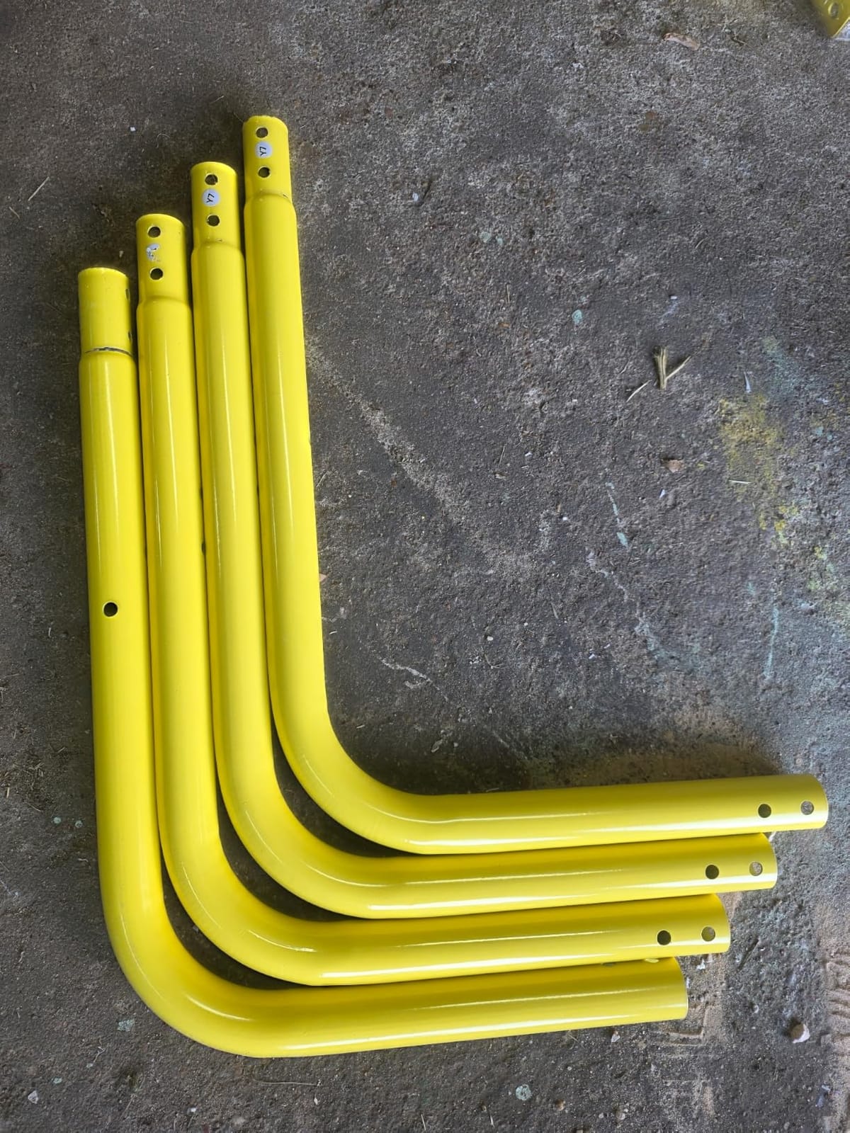 Outdoor Monkey Bars for Kids, Metal Swing Set with Belt Swing,Trapeze Bar customer photo 1