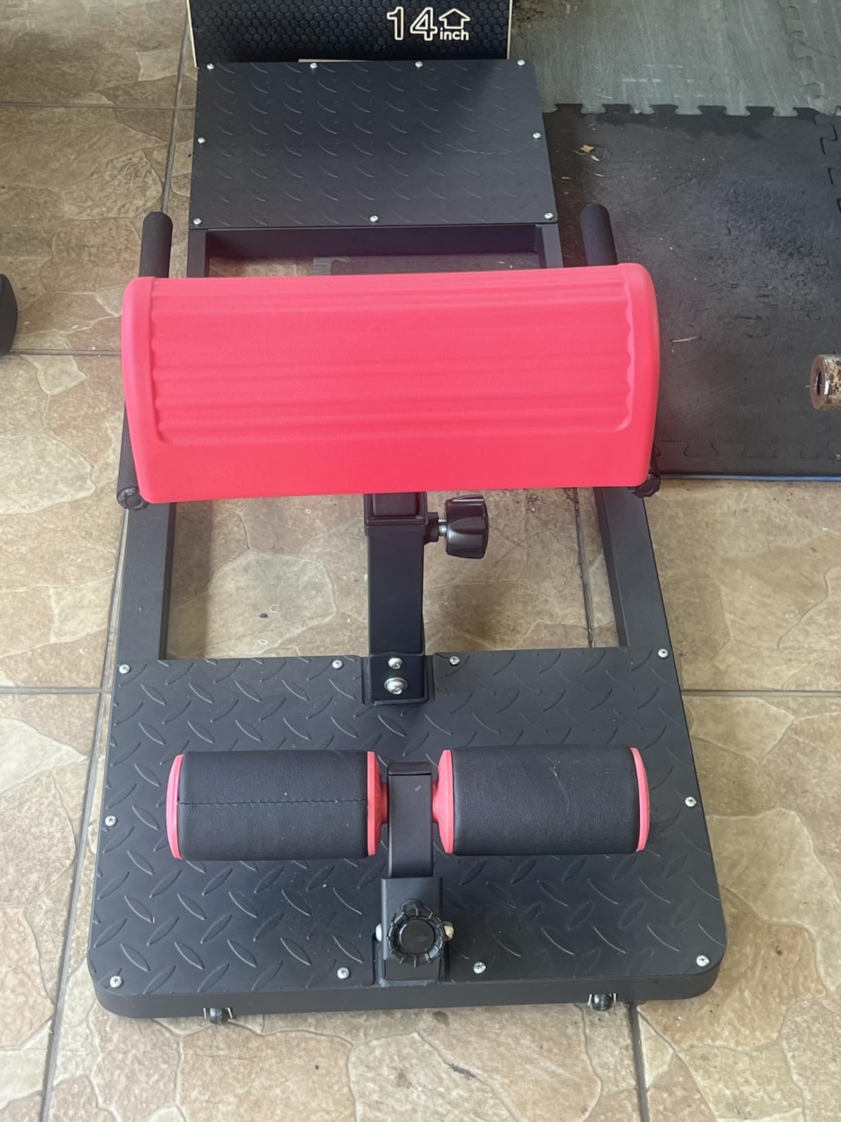 seanleecore Hip Thrust & Squat Machine for Home – Multi-Function Glute Builder, Leg & Core Strengthening Equipment – Adjustable Sissy Squat, Hip Thrusts, Squat Assist Machine for Home Gym customer photo 1