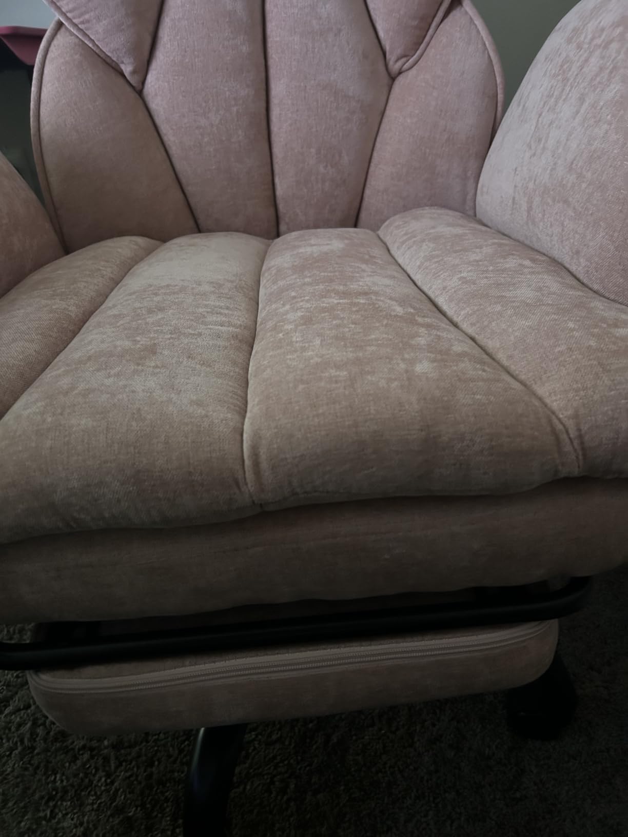 Flip Armrests Criss Cross Office Chair, Reclining Office Chair with Foot Rest, Adjustable Headrest, Massage Waist Pillow, Cross Legged Big and Tall Desk Chair Wide Seat Vanity Chair, White PU Leather customer photo 2