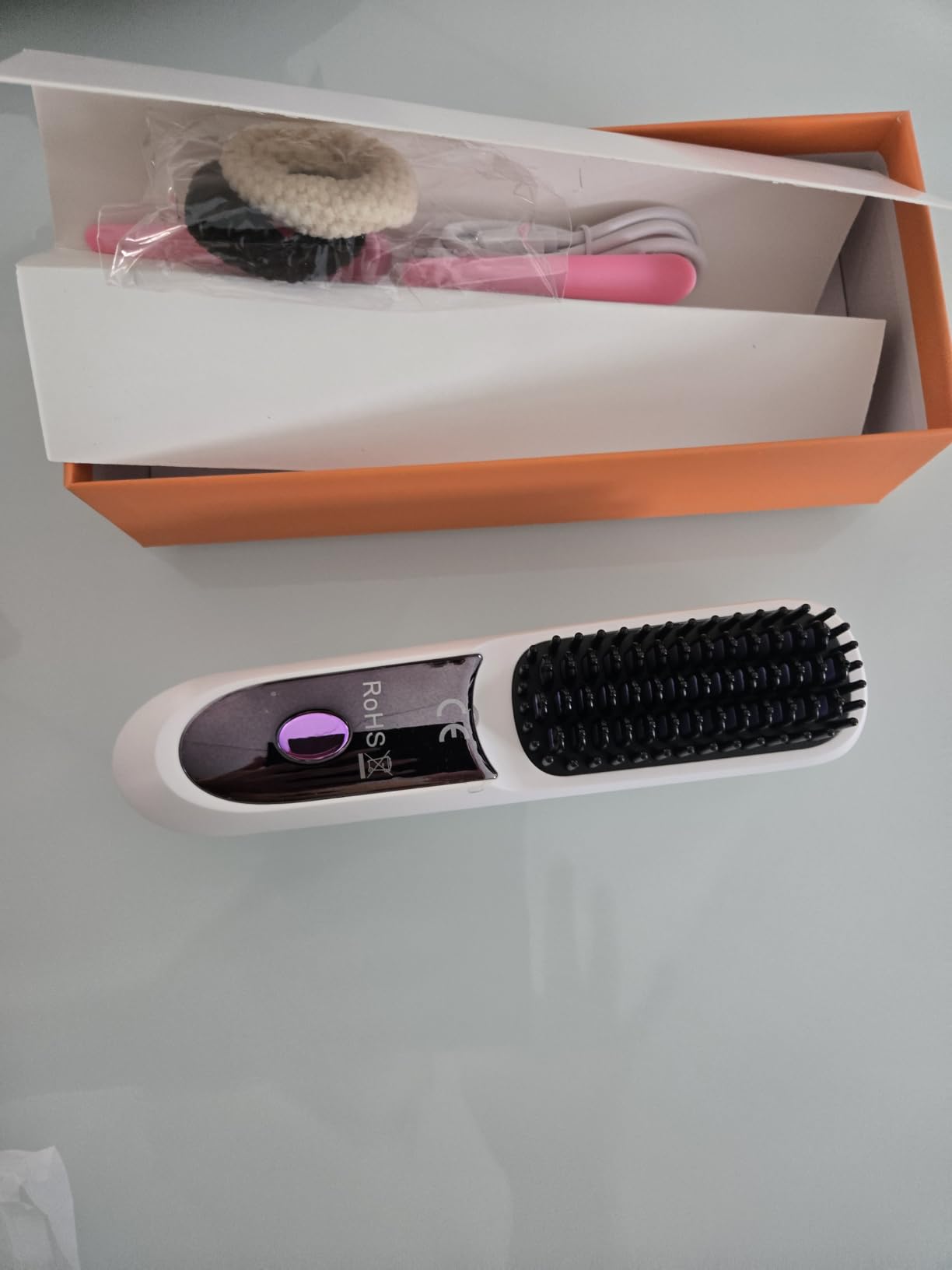Cordless Straightening Brush, Black, Mini for Travel customer photo 2