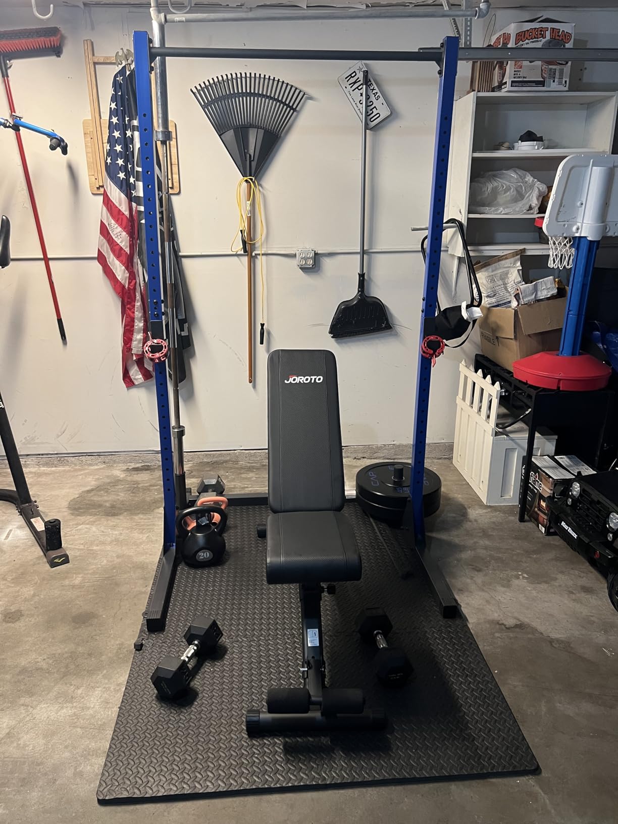 JOROTO Adjustable Weight Bench, Foldable Incline Decline Flat Workout Bench customer photo 1